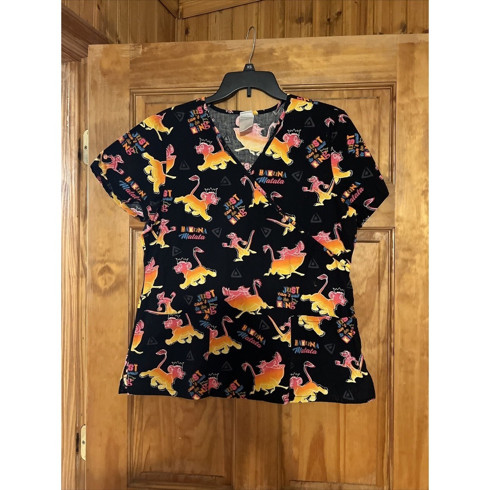 Disney Lion King Hakuna Matata Medical Scrub Uniform Top Size Medium